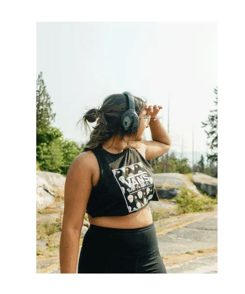 Outdoor vibe with bold headphone skin